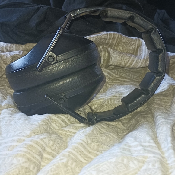 Walkers niose canceling ear muffs - Picture 4 of 5